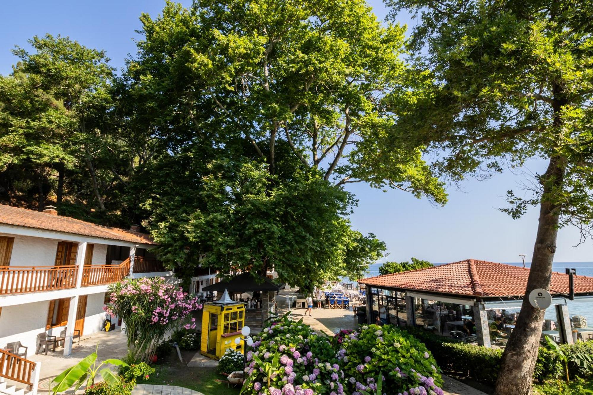 Hotel Kokkino Nero Bagian luar foto